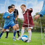 Adolescentes devem praticar esportes para a sua saúde